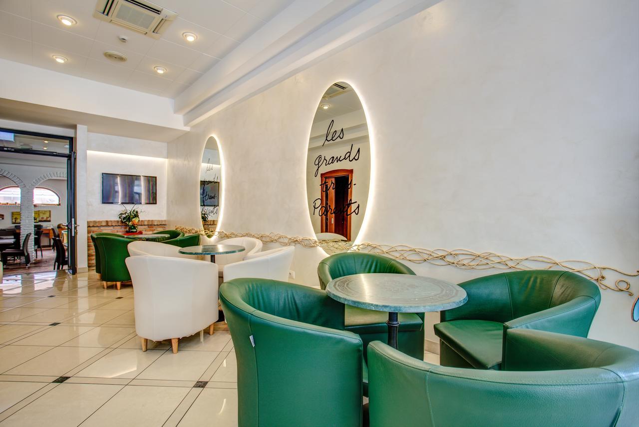 Ancora Hotel & Residence Cattolica Luaran gambar
